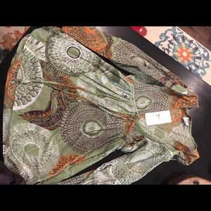 NWT S/M top or dress